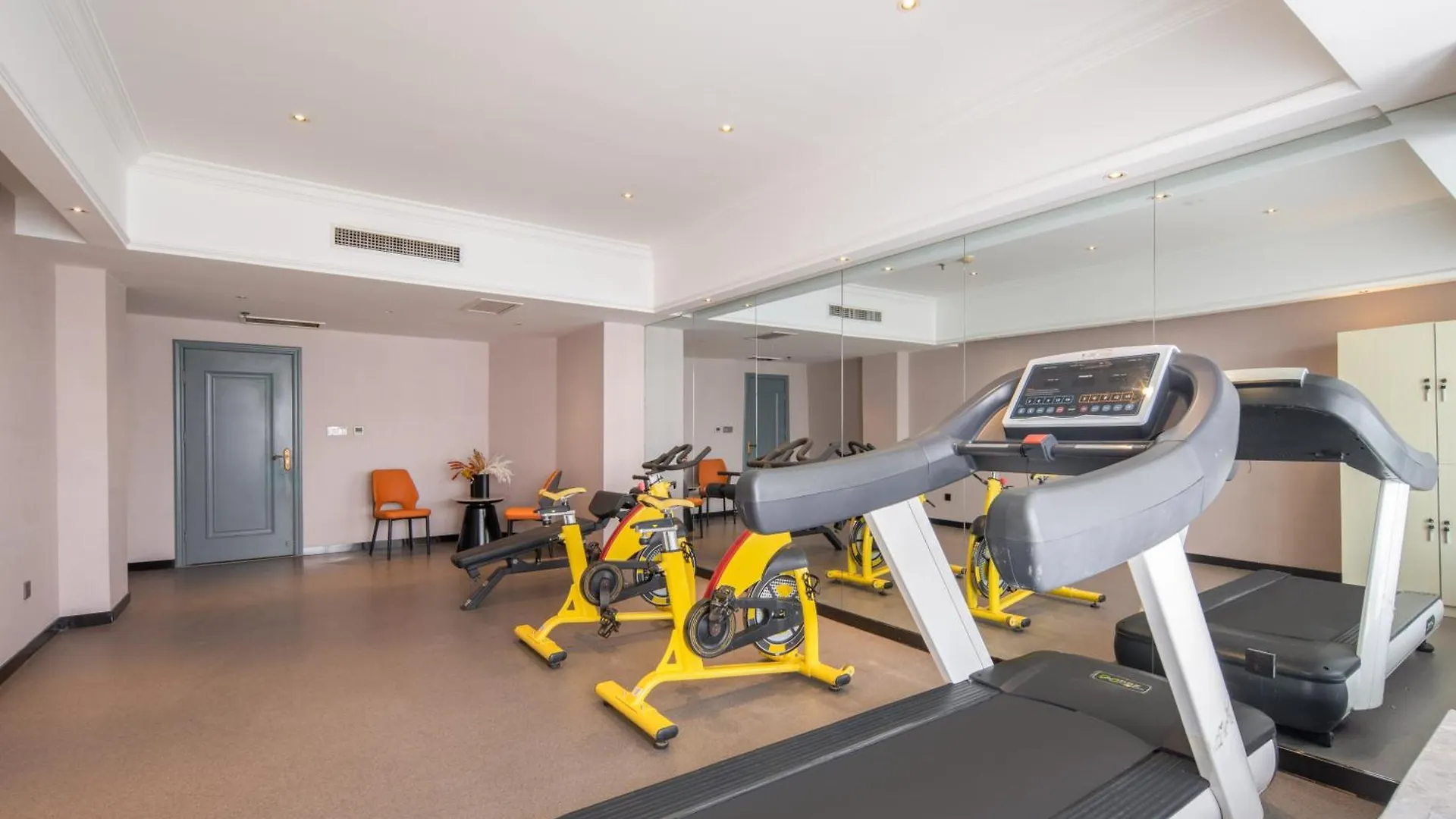 ****  World Hotel Zhengzhou University High-Tech Campus Cina
